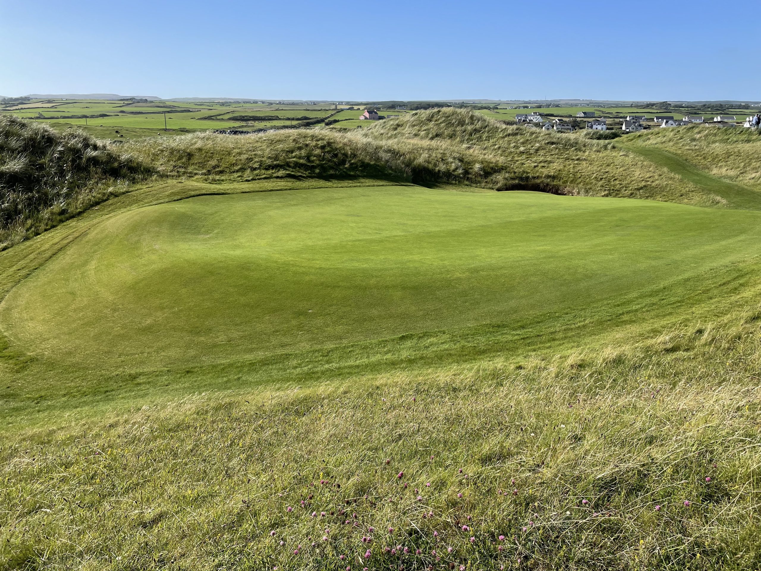 The 11A alternate green at Lahinch Golf Club, designed by Alister MacKenzie.